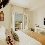 Opal Paros Naousa