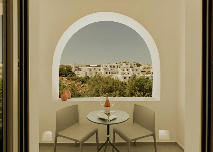 Opal Paros Otel 4*