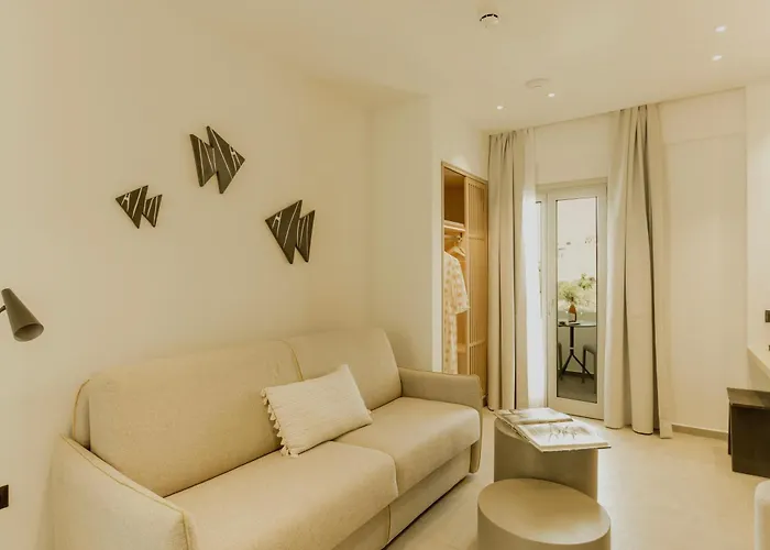 Otel Opal Paros 4*