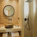 Opal Paros