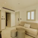 Opal Paros