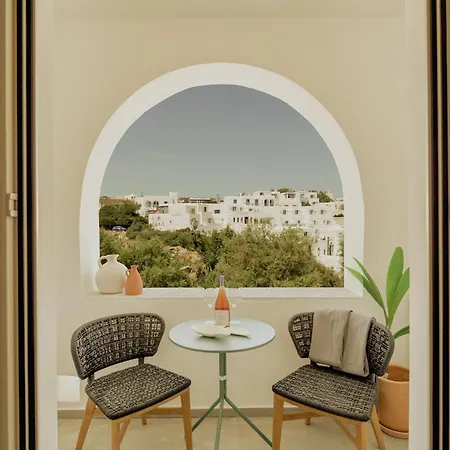 Opal Paros Hotel 4*