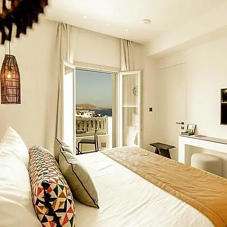 Opal Paros 4*